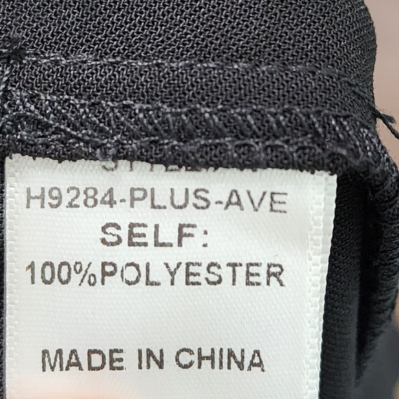 Jodifl Women's Plus Size Solid Casual Shorts - 3X - Picture 5 of 6